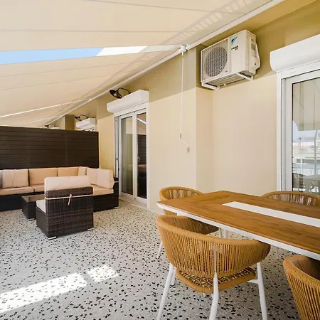 Gk Plato Academy Apartment *