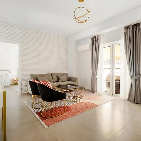Apartment Gk Plato Academy *