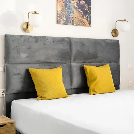 Apartment Gk Plato Academy